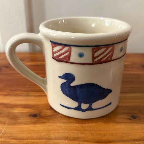 Vintage 1982 Hartstone Pottery The Crawford Barn Blue Horses Duck Large Mug - Picture 2 of 6